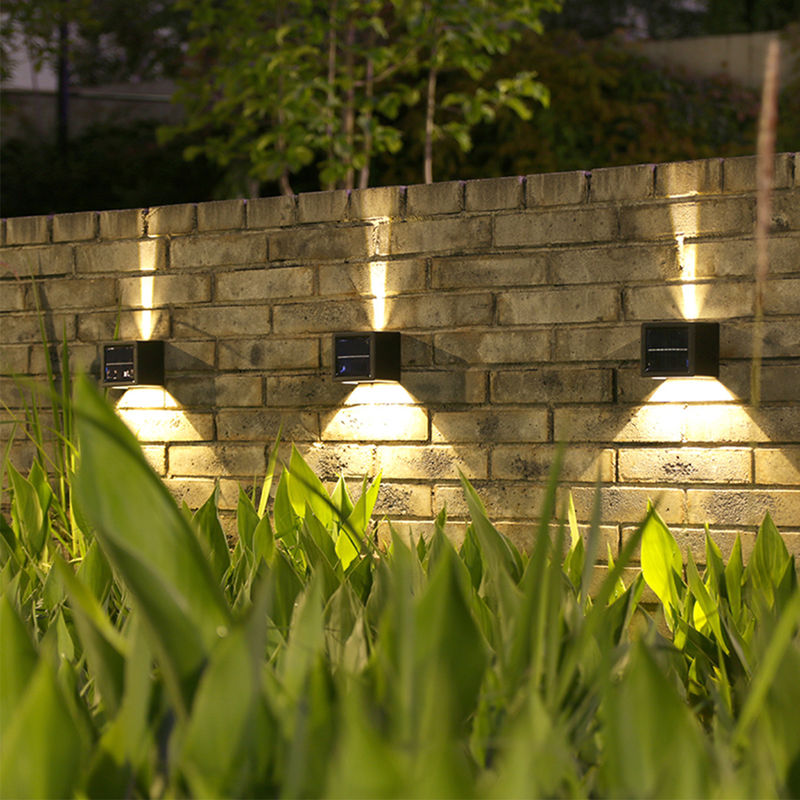 Ilumine la decoración nórdica de la pared de Sun de la luz 3.7V del sensor del jardín de la prenda impermeable solar de la lámpara