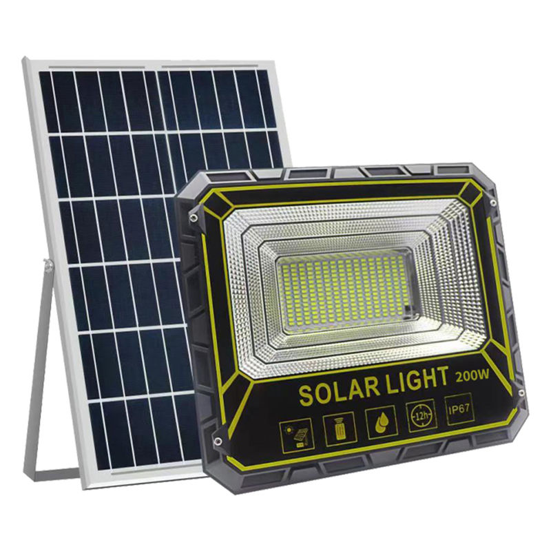 El foco al aire libre solar brillante estupendo de la luz de inundación de la eficacia alta llevó la calle solar 100W