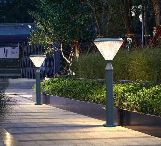 las luces solares del jardín de 3W del chalet 20ah pintaron a Matte Outdoor Landscape Gate Decoration