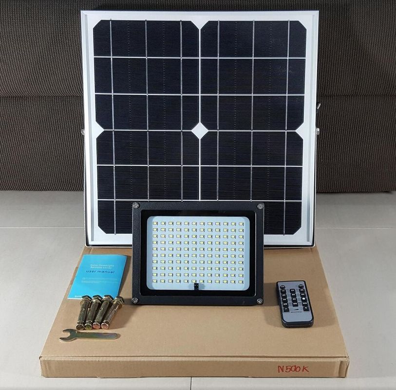 ahorro de la energía blanco fresco de inundación de 100W Jd-8840 del jardín solar 8PCS LED de la luz solar