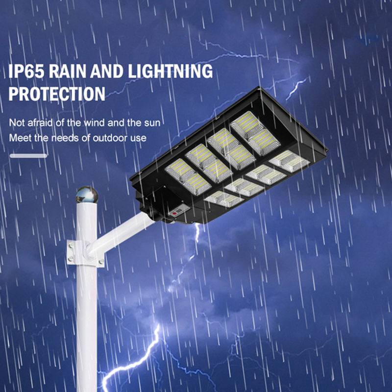 La prenda impermeable IP65 100w 300w del ABS de la farola del sensor de movimiento integró la luz de calle solar al aire libre