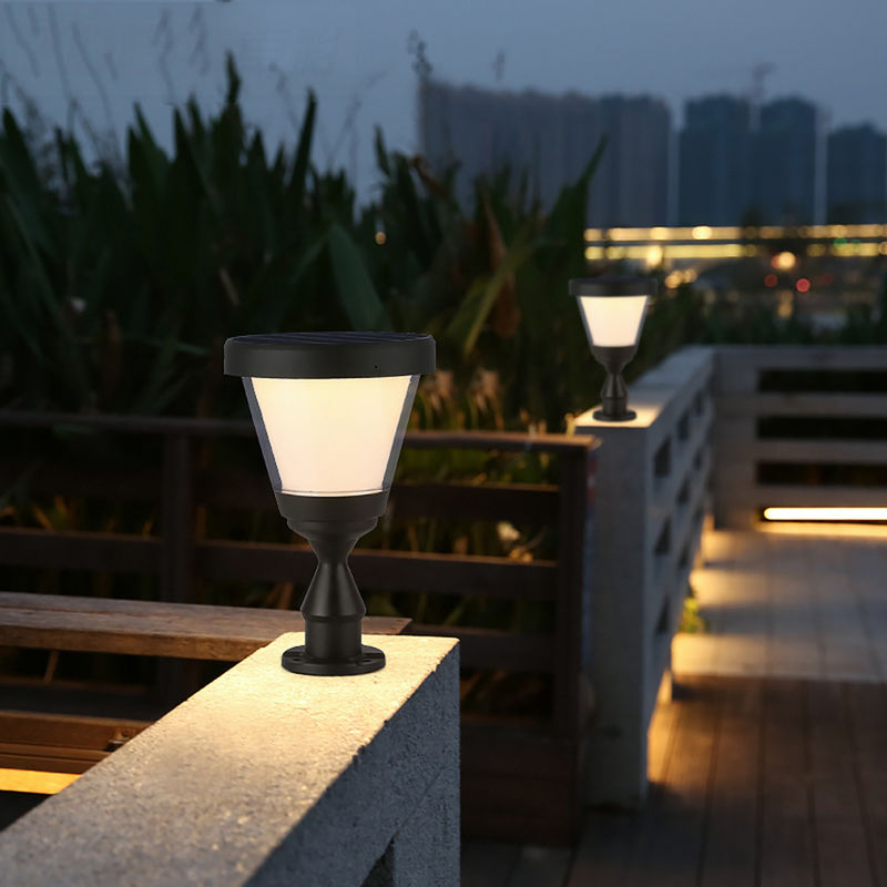 Las luces solares al aire libre del poste de Main Gate Pillar 3.2V LED de la cerca cultivan un huerto decoración