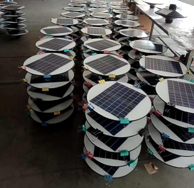 Prenda impermeable ligera solar redonda IP65 150W 250W del UFO 8