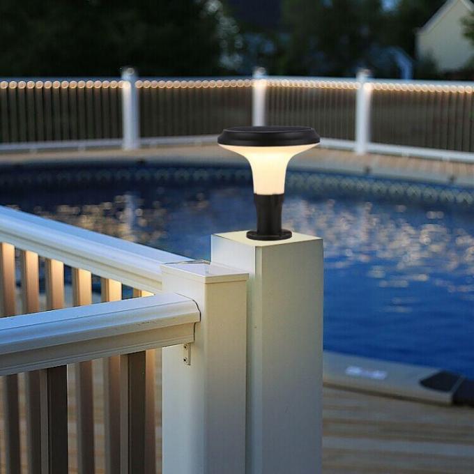 Luz accionada solar de la decoración de la luz del pilar del artículo al aire libre LED de la prenda impermeable del estilo contemporáneo