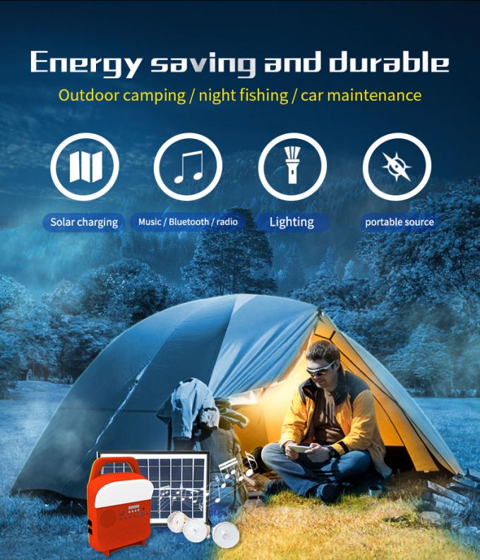 10W del sistema eléctrico solar de la rejilla con el teléfono de la radio de FM que carga el sistema de iluminación solar