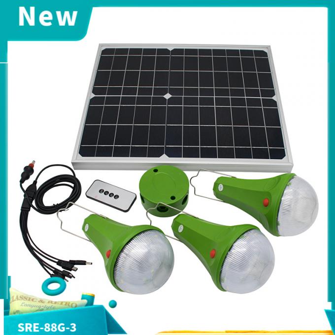 El LED accionado solar vertió la luz con el sistema de iluminación casero solar teledirigido